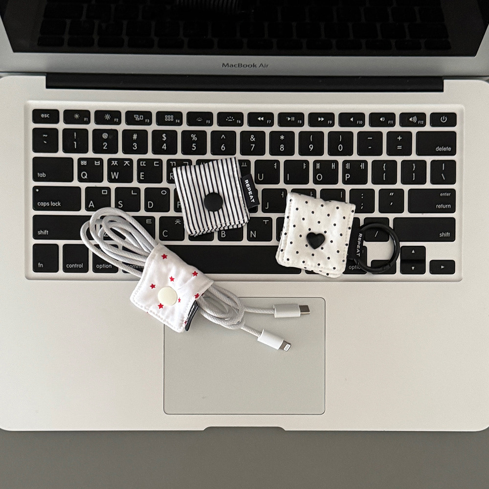 Coco Charging Cable Holder - Dotted White