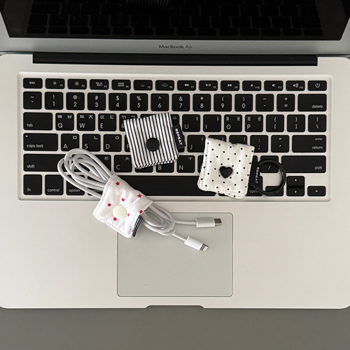 Coco Charging Cable Holder - Dotted White