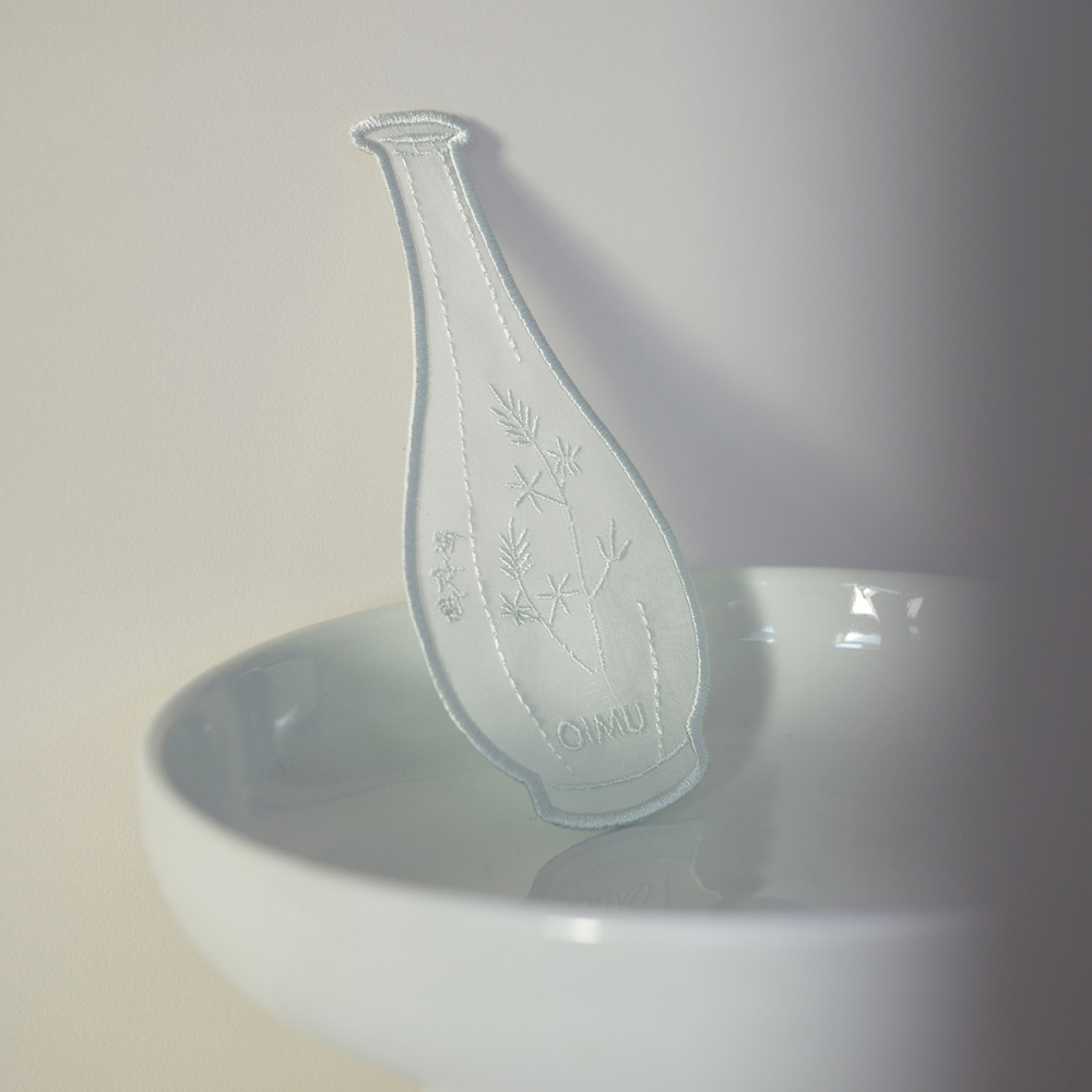 Colour Shape Bookmark - White Porcelain