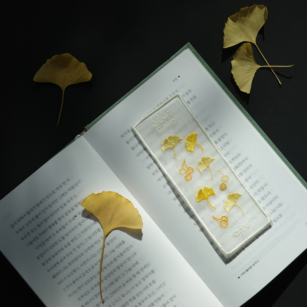 Plant Collecting Bookmark - Ginko