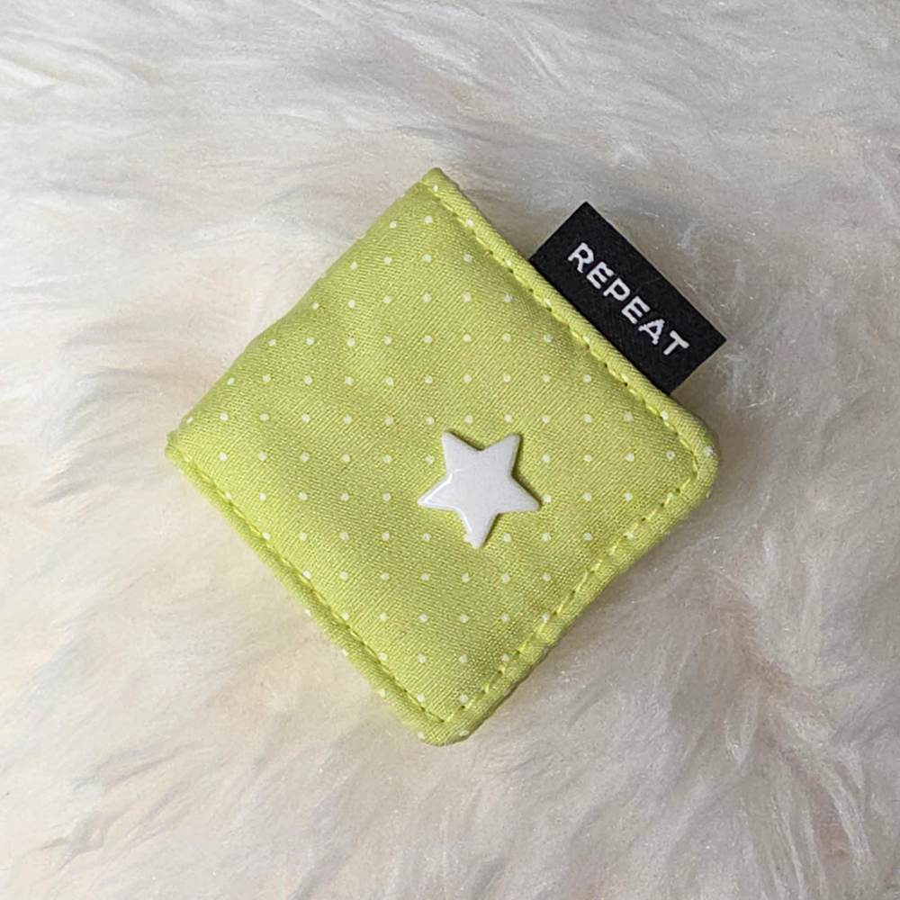 Coco Charging Cable Holder - Dotted Green