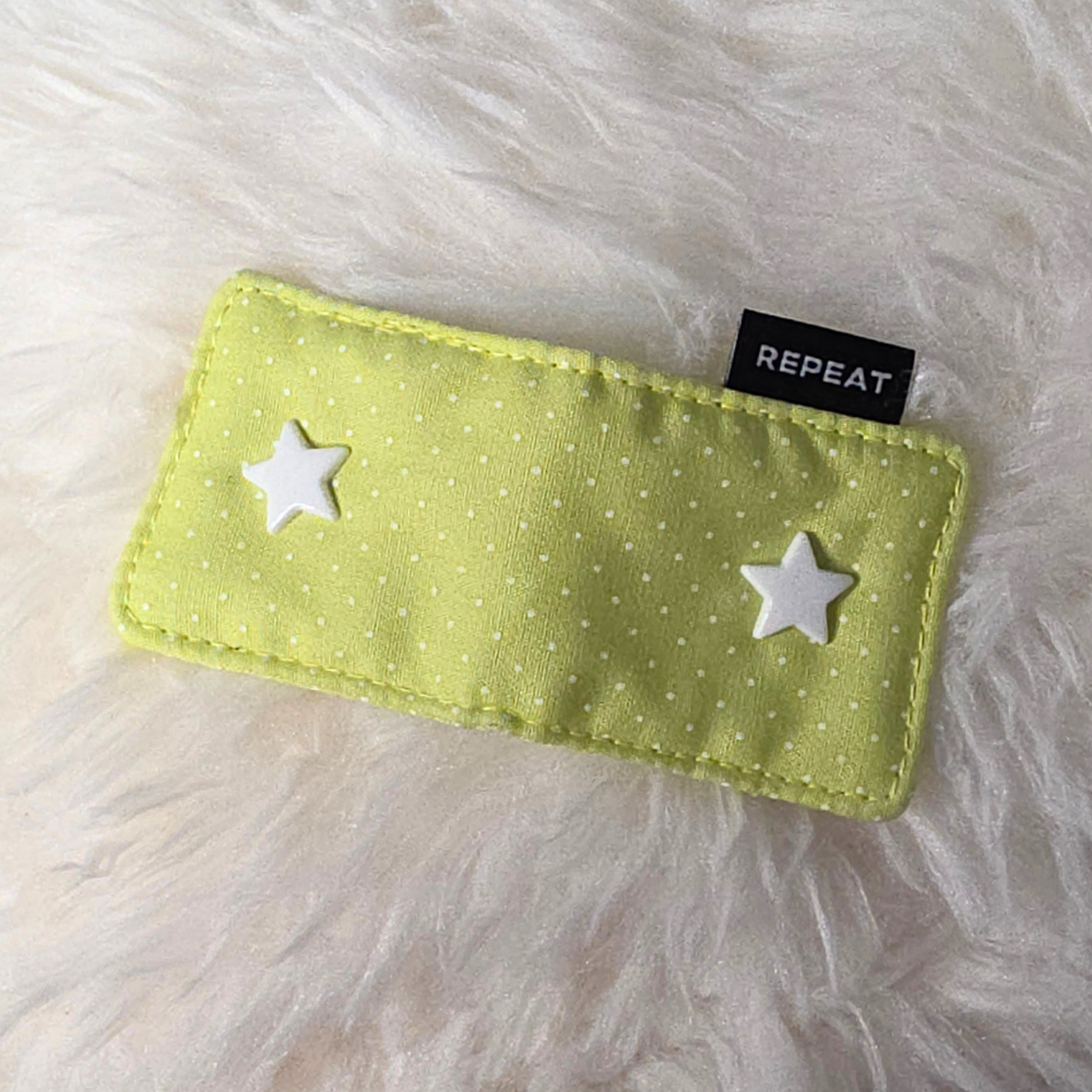 Coco Charging Cable Holder - Dotted Green